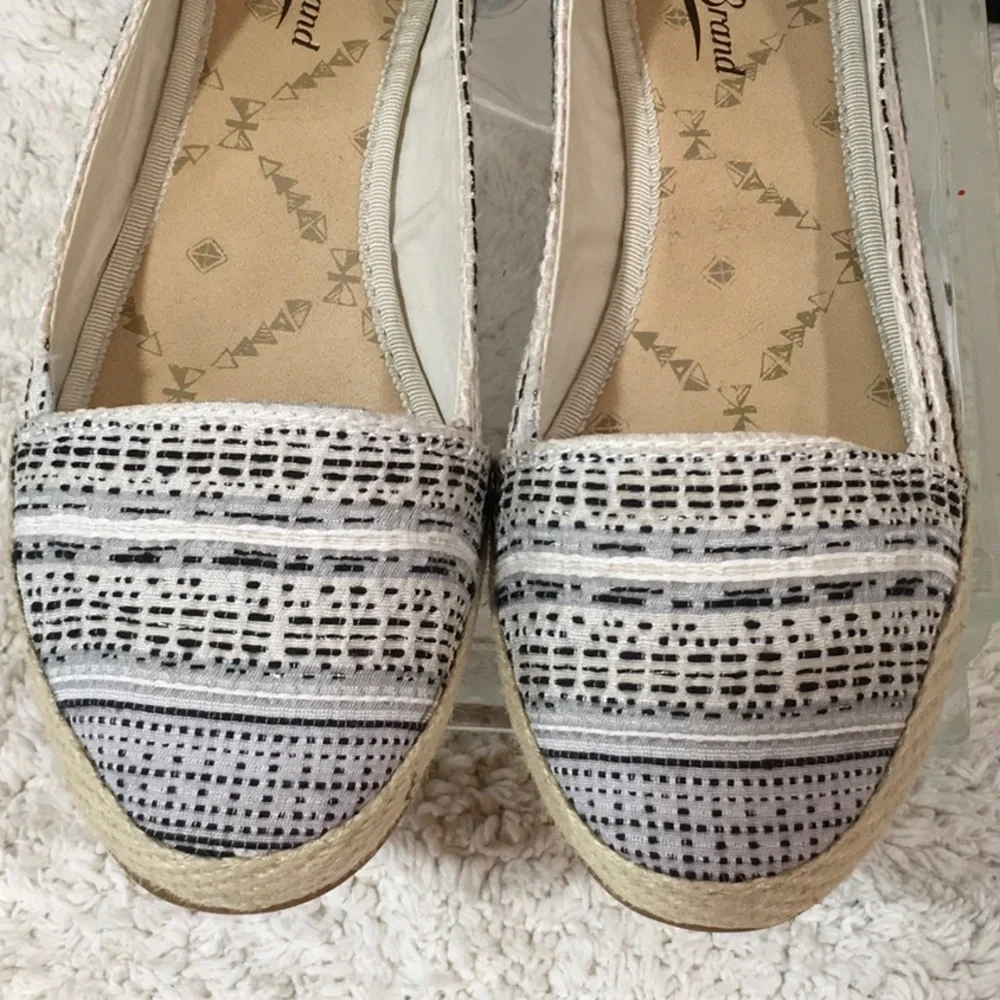 Lucky Brand linen wedge espadrilles
